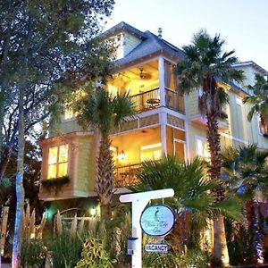 Water'S Edge Inn - Adults Only